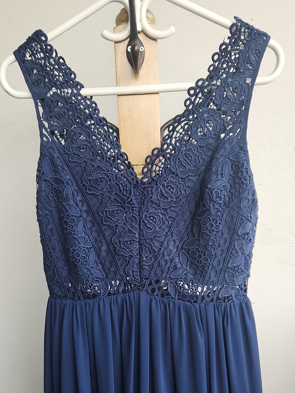 SOIEBLU- FORMAL MAXI DRESS - Picture 2 of 6